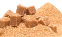 السكر الأسمر يحتوي على نفس أضرار الأبيض