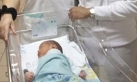 أرملة أمين شعبان تلد طفلا بعد أشهر على مقتله