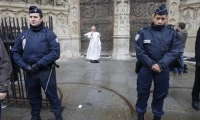 الشرطة الفرنسية تحتجز ثلاثة مشتبه بهم في تحقيق في هجوم فاشل على كنيسة