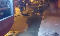إخلاء السكان من حي الزهراء في الطيبة بسبب إحراق سيارة