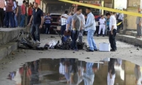 انفجار سيارة ملغومة خارج مقر أمني بالقاهرة وإصابة ستة رجال الشرطة