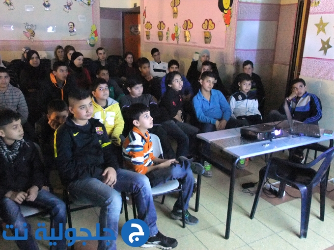 أمسية ثقافية عن الانترنت الأمن في مدرسة أجيال