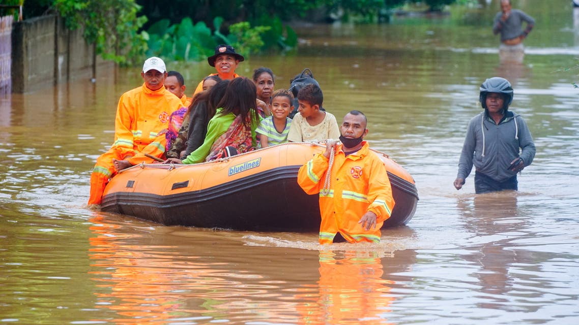 مقتل أكثر من 70 شخصا جراء الفيضانات بإندونيسيا وتيمور الشرقية