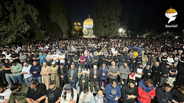 40 ألف مصلٍ أدوا صلاتي العشاء والتراويح في المسجد الأقصى المبارك