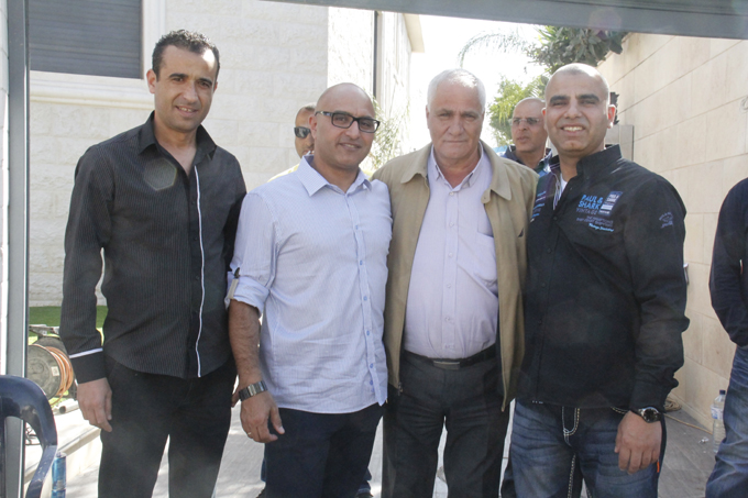 العديد من الاهالي والاصدقاء في حفل تدشين بيت السيد ايهاب كشك