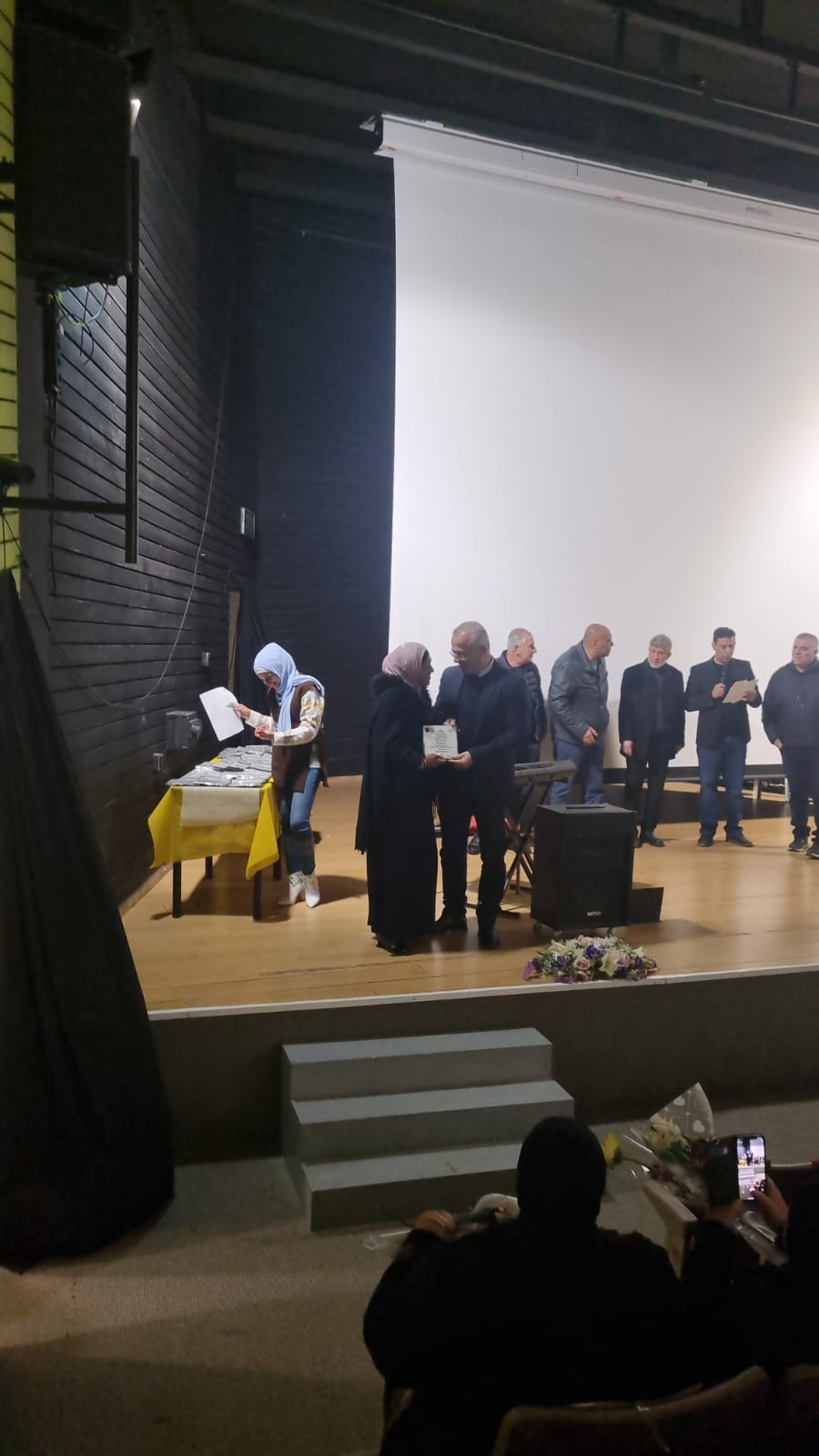 أمسية تكريم للمعلمين المتقاعدين في جلجولية برعاية مجموعة افشاء السلام 