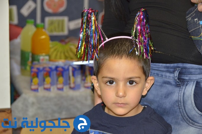 اطفال روضة الياسمين يحتفلون بامهاتهم  