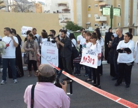 اللد: مظاهرة مؤلمه ضد قتل النساء 
