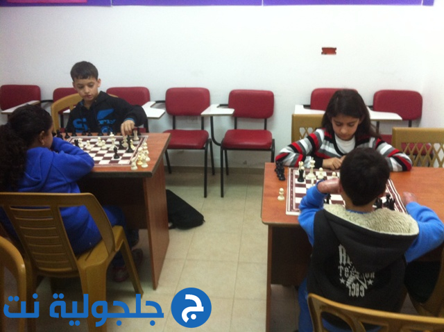 بطولة الشطرنج بين طلاب الطيبة وجلجولية في معهد اكسبرس
